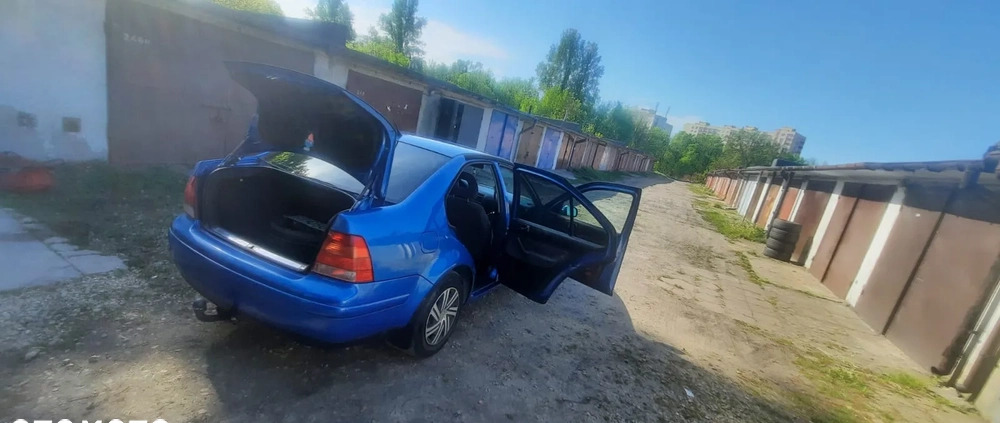 Volkswagen Bora cena 5400 przebieg: 311000, rok produkcji 2000 z Sosnowiec małe 37